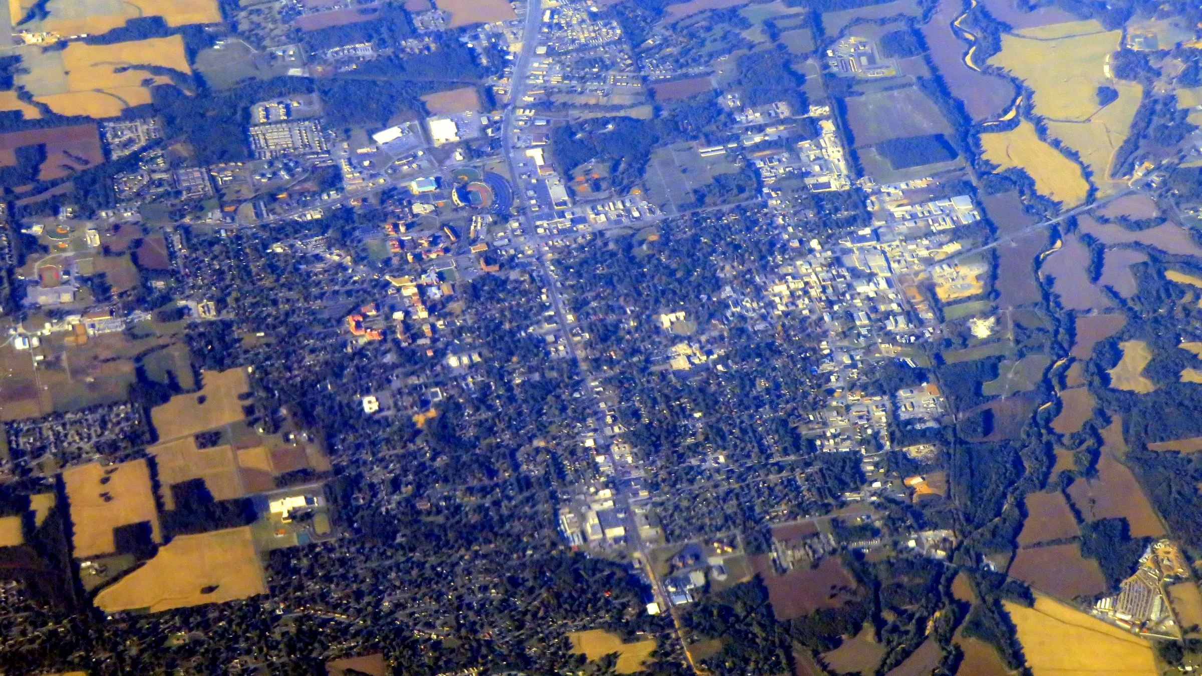 Aerial view of Murray, Kentucky, and the Murray State University campus in October 2020